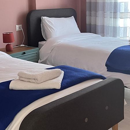 Alma Rose Apartment Korça Exteriör bild