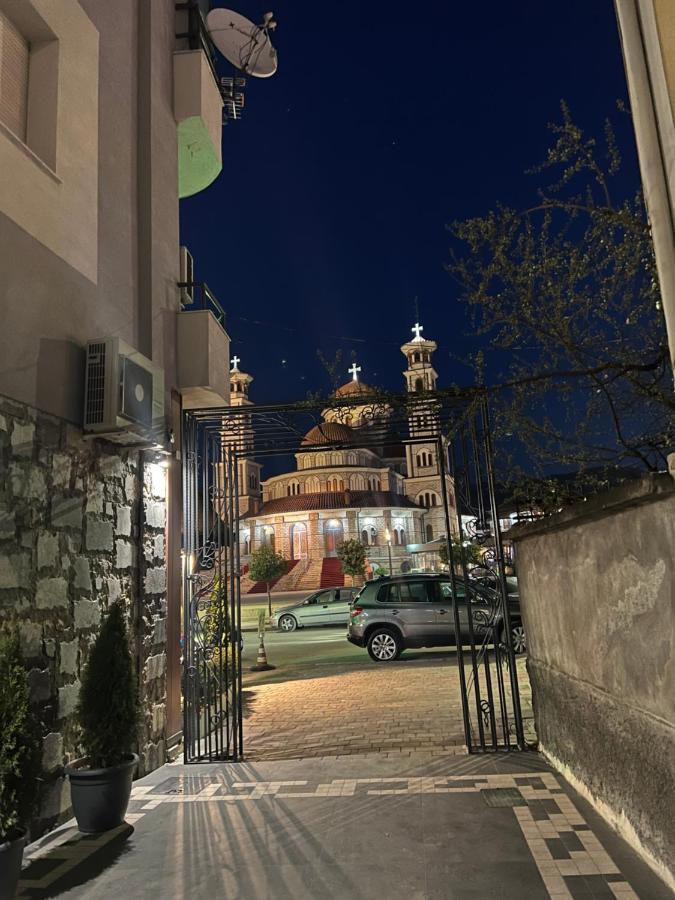 Alma Rose Apartment Korça Exteriör bild