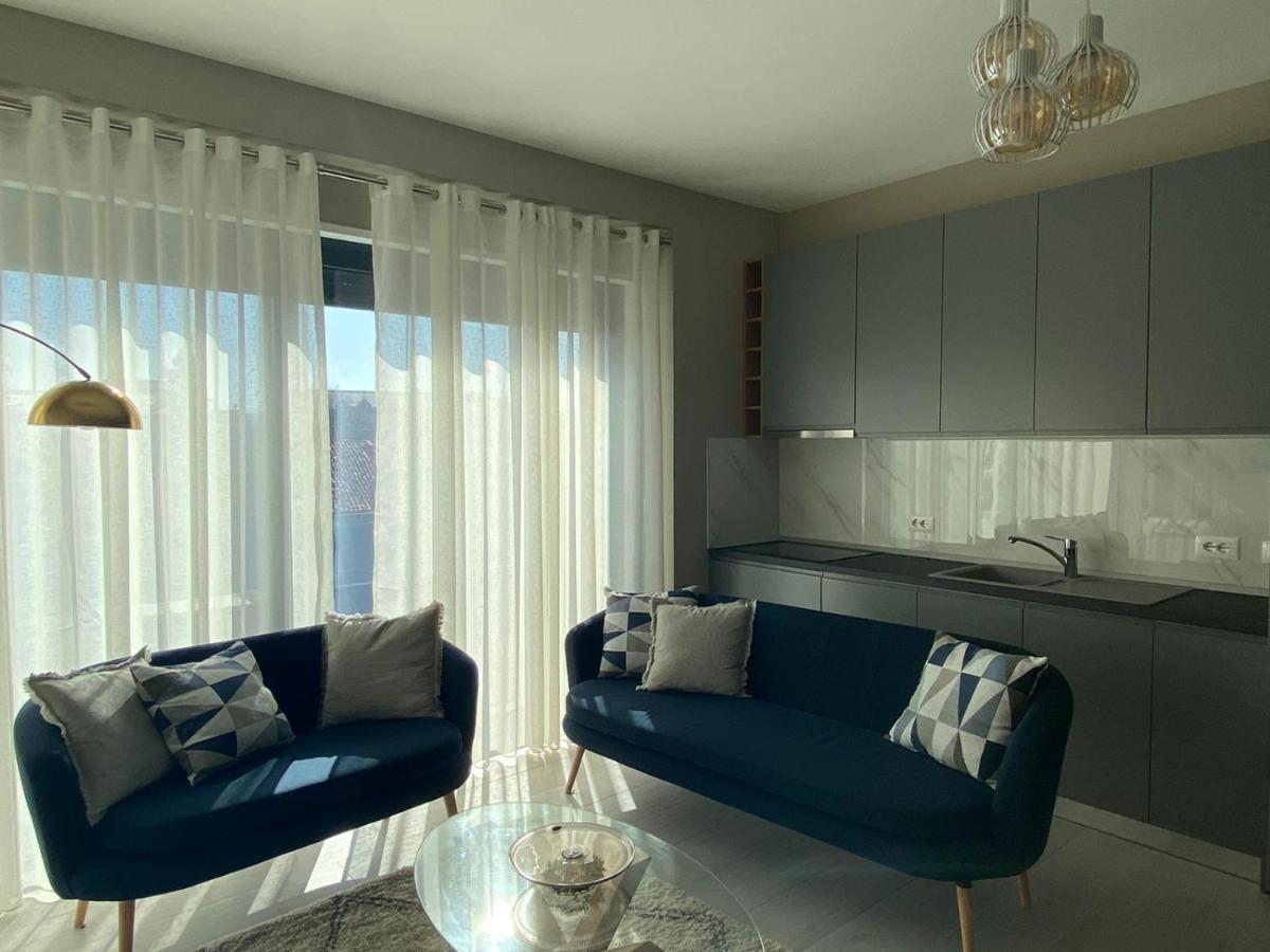 Alma Rose Apartment Korça Exteriör bild