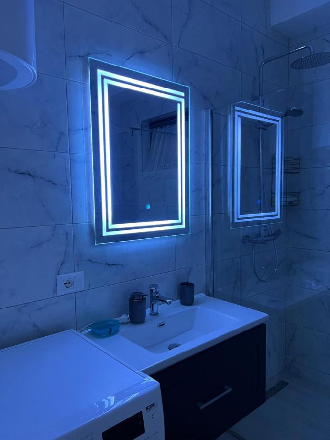 Alma Rose Apartment Korça Exteriör bild