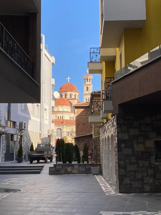 Alma Rose Apartment Korça Exteriör bild