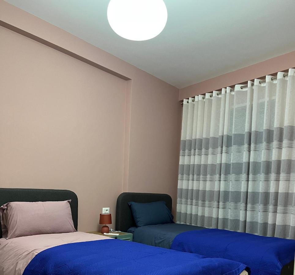 Alma Rose Apartment Korça Exteriör bild